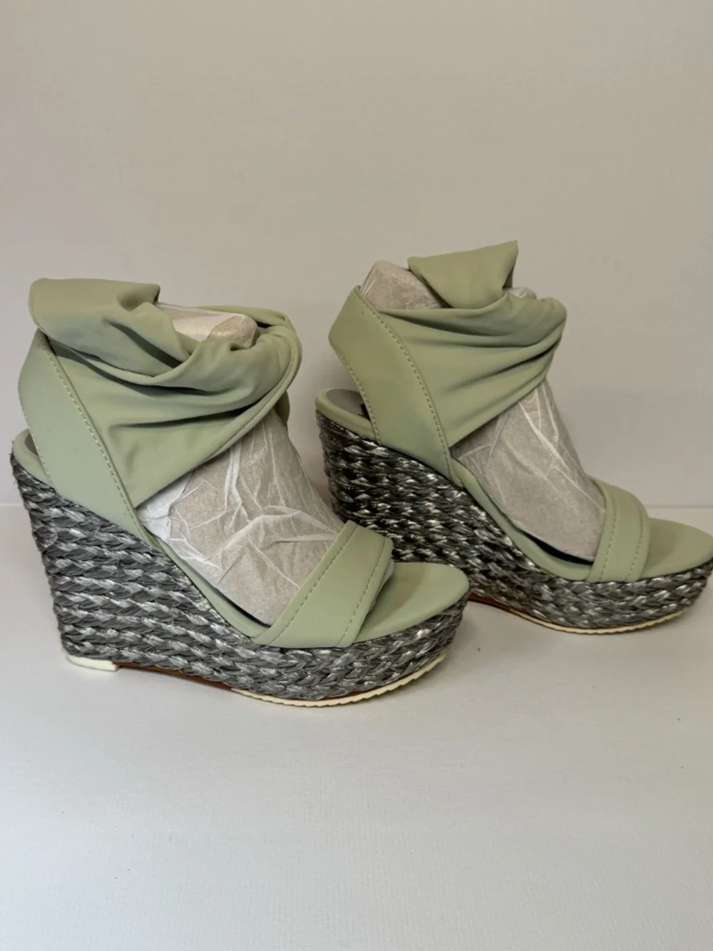 Donald J Pliner NELA Crepe Elastic Wedge Sandals 6M Leather Sole Platform Heels